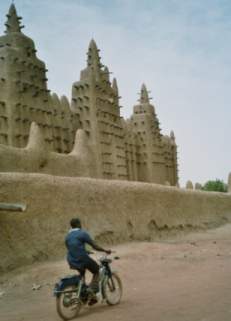 Die berühmte Lehmmoschee von Djenné