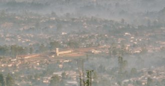 Bamenda im Morgendunst