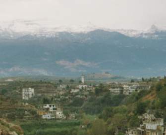 Blick in die verschneiten Berge / Tripoli