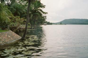 Am Voltastausee, Ghana
