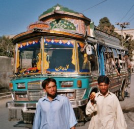Pakistanischer Bus
