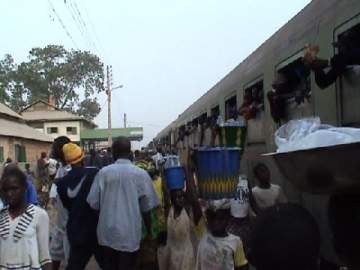 Mit dem Zug auf dem Weg nach Bamako